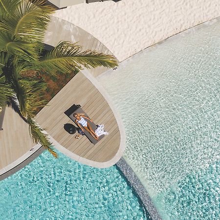 Crystalbrook Riley Hotel Cairns Exterior foto The pool at the W Maldives